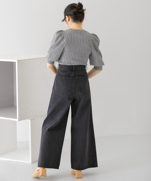 KBF（ケイビーエフ）の「パワーショルダーシャーリングブラウス（シャツ/ブラウス・レディース・ブラック系その他/アイボリー/ブラック・ONE）」の15枚目の写真