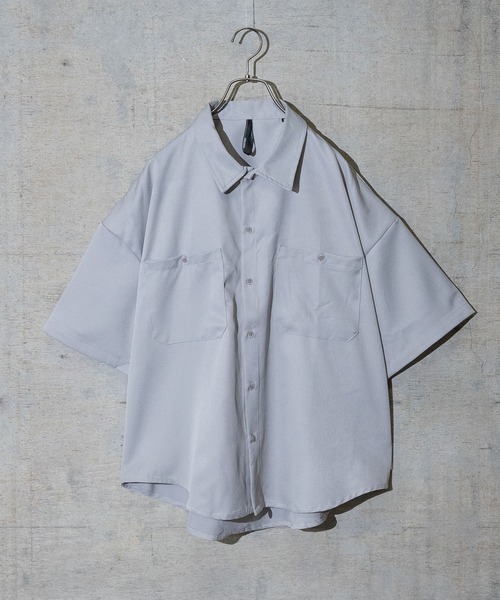 JOHN'S CLOSET（ジョンズクローゼット）の「【i】ポリツイルルーズフィットワークシャツ/ビッグシャツ 半袖（シャツ/ブラウス・メンズ・ホワイト/チャコールグレー/ブラック/ネイビー/グレー/サックスブルー/グリーン/ホワイト系その他/ブラック系その他/グレー系その他/ベージュ系その他/グリーン系その他/グレイッシュベージュ/ホワイト系その他2/ホワイト系その他3/ブラック系その他2/ブラック系その他3/グレー系その他2/グリーン系その他2/グリーン系その他3/ネイビー系/サックスブルー系1・MEDIUM/LARGE/X-LARGE）」の14枚目の写真