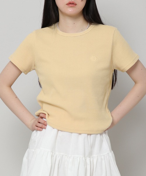ALAND(エーランド)の「3.3 Field Trip/3.3 LOGO TEE 2285627(Tシャツ/カットソー・レディース・ネイビー/イエロー/セージグリーン/アイボリー・FREE)」の4枚目の写真