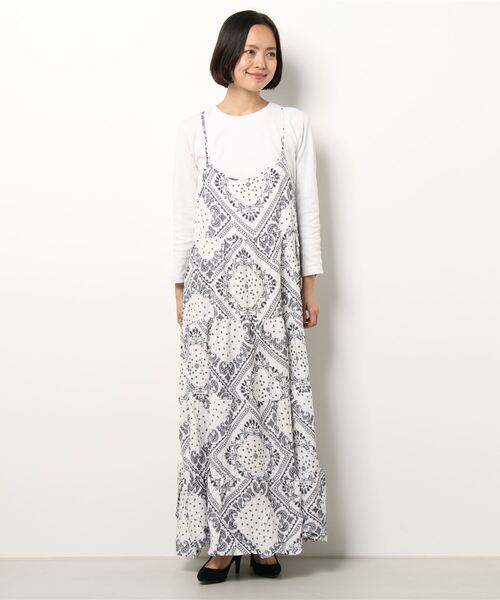 ＪＵＧＬＡＮＳ（ユグランス）の「☆ ふんわり揺れ感。アソート柄ティアードキャミワンピース　220160（ワンピース・レディース・ホワイト×ブラウン/ホワイト×ネイビー・FREE）」の9枚目の写真