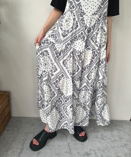 ＪＵＧＬＡＮＳ（ユグランス）の「☆ ふんわり揺れ感。アソート柄ティアードキャミワンピース　220160（ワンピース・レディース・ホワイト×ブラウン/ホワイト×ネイビー・FREE）」の7枚目の写真