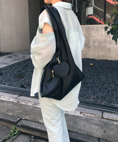 one after another NICE CLAUP（ワンアフターアナザーナイスクラップ）の「ハートポーチ付きトートバッグ（トートバッグ・レディース・オフホワイト/ブラック/レオパード・FREE）」の15枚目の写真