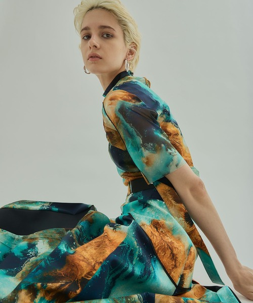 UNITED TOKYO（ユナイテッドトウキョウ）の「アーリアルアートシアーハーフトップ（Tシャツ/カットソー・レディース・ライトブルー/ネイビー・FREE）」の7枚目の写真