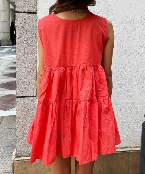 esutoreja（エストレジャ）の「フリルデザイントップス（Tシャツ/カットソー・レディース・ホワイト/ブラック/オレンジ/グリーン・FREE）」の10枚目の写真