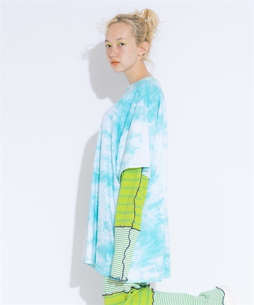 Candy Stripper(キャンディストリッパー)の「MISCHIEVOUS TIE DYE トップス(Tシャツ/カットソー・レディース・ライトブルー/ライトグリーン/パープル・2)」の8枚目の写真