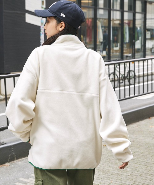 DISCUS ATHLETIC（ディスカス　アスレチック）の「DISCUS ATHLETIC/ディスカス アスレチック フリース配色パイピング ビッグシルエットハーフジップ ボアスウェット（スウェット・レディース・カーキ系/サックスブルー/アイボリー/ブラック/オートミール/カーキ/サックスブルー系/パープル・XL/L/M）」の22枚目の写真