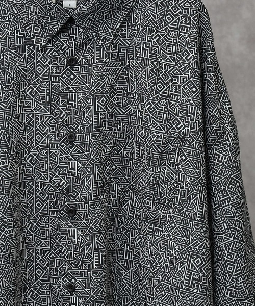 Right-on(ライトオン)の「【WEB限定】 総柄シャツ(シャツ/ブラウス・メンズ・ピンク/ダークグレー/ブラック/ブルー/ブラック×ブルー/グレー/サックスブルー/ライム/グリーン/ホワイト/ブラック×レッド・L/M/XL)」の18枚目の写真