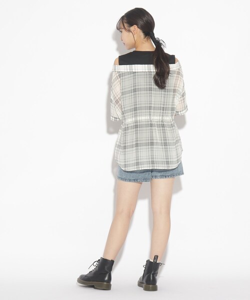 PINK-latte（ピンクラテ）の「◆レイヤード風透けシャツトップス（シャツ/ブラウス・キッズ・ピンク系その他/ホワイト系4/ライトグリーン系1・15 /14/16）」の17枚目の写真