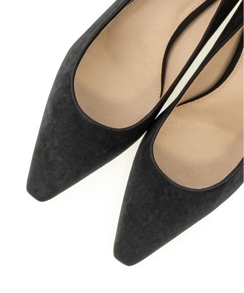 RANDA（ランダ）の「ヒールコンシャススエードパンプス（パンプス・レディース・ブラック/グレイッシュベージュ・22.5/23/23.5/24/24.5/25/25.5/22）」の12枚目の写真