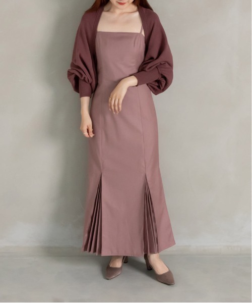 RANDA（ランダ）の「ヒールコンシャススエードパンプス（パンプス・レディース・ブラック/グレイッシュベージュ・22.5/23/23.5/24/24.5/25/25.5/22）」の18枚目の写真