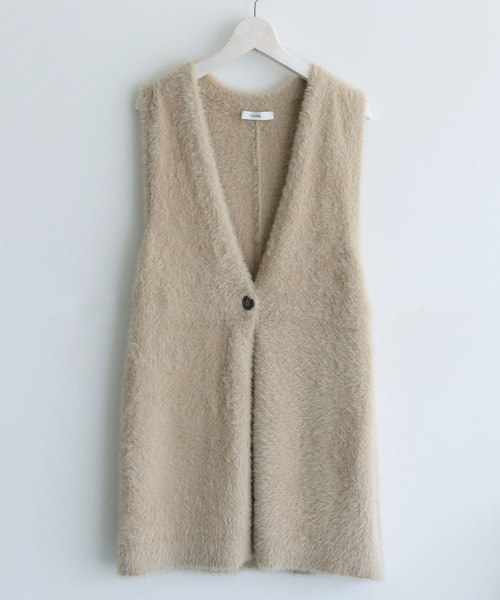 cheriella(シェリエラ)の「【cheriella】WEB限定フェザーニットベスト(ベスト・レディース・ブラック/ベージュ/ブラウン/アイボリー・M)」の15枚目の写真