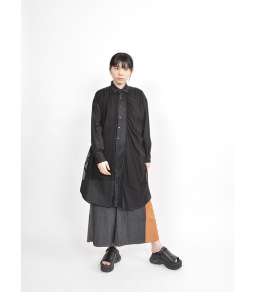 gomme（ゴム）の「C/Wビエラ　ロングシャツ（シャツ/ブラウス・レディース・ブラック/ベージュ・MEDIUM）」の7枚目の写真