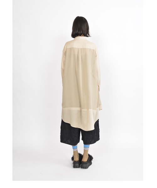 gomme（ゴム）の「C/Wビエラ　ロングシャツ（シャツ/ブラウス・レディース・ブラック/ベージュ・MEDIUM）」の3枚目の写真
