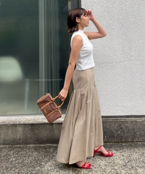 AMAIL(アマイル)の「Casual almond skirt(スカート・レディース・ブラック/ベージュ・S/M)」の5枚目の写真