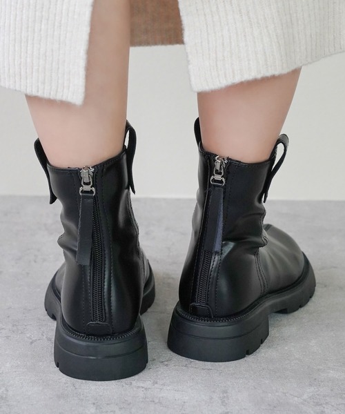 IAMUSE（アイアミューズ）の「バックジップショートブーツ S0785【IAMUSE】（ブーツ・レディース・ブラック・24cm/23cm/23.5cm/24.5cm）」の10枚目の写真
