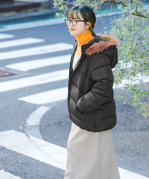 URBAN RESEARCH フェイクファー付きダウンジャケット