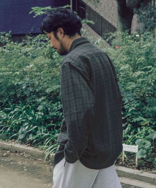 BIG MIKE(ビッグマイク)の「『別注』BIG MIKE×DOORS HEAVY FLANNEL 旧ロゴシャツ(シャツ/ブラウス・メンズ・ブラック系その他/ベージュ系その他/ブルー系その他・MEDIUM/LARGE)」の21枚目の写真