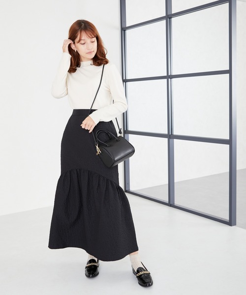 acro（アクロ）の「ぽこぽこエンボスマーメイドスカート/AC2312（スカート・レディース・ブラック/ベージュ・ﾌﾘ-）」の4枚目の写真