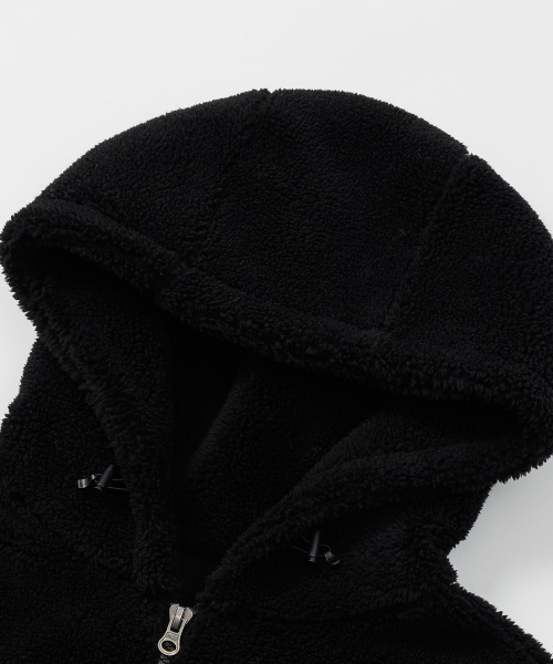 FCMM(エフシーエムエム)の「FIELD BEAR FLEECE HOOD JUMPER/フィールドベアーフリースフードジャンパー(ブルゾン・メンズ・オフホワイト/ブラック・MEDIUM/LARGE)」の16枚目の写真