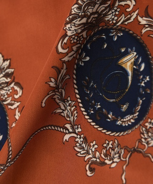 marjour（マージュール）の「VINTAGE LIKE SCARF（バンダナ/スカーフ・レディース・オレンジ・FREE）」の7枚目の写真