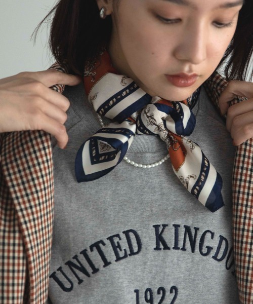 marjour（マージュール）の「VINTAGE LIKE SCARF（バンダナ/スカーフ・レディース・オレンジ・FREE）」の8枚目の写真