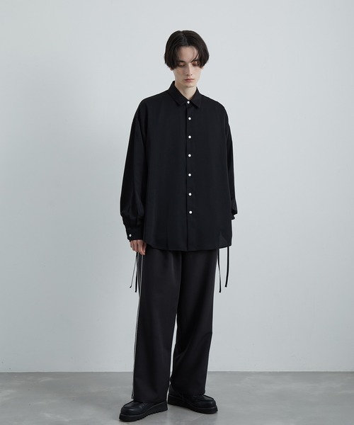 JUNRED（ジュンレッド）の「【 UNISEX 】スリットコードオーバーシャツ（シャツ/ブラウス・メンズ・ブラック/サックスブルー/ホワイト/ブルー系その他4・S/M/L）」の12枚目の写真