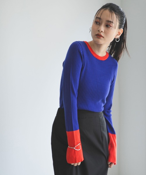 bohmal(ボマール)の「フレア袖配色プルオーバーリブニット(ニット/セーター・レディース・グレー/ピンク/ライム/ブルー/ネイビー/ブラック/ロイヤルブルー/チェリーピンク/スカイブルー/オレンジ/チャコールグレー/コバルトブルー/イエロー/パープル/ライトピンク・FREE)」の9枚目の写真