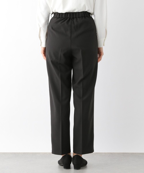 LEPSIM（レプシィム）の「キレイめタックテーパードパンツ　173170（スラックス・レディース・グリーン/ベージュ系その他/ブラック・MEDIUM/LARGE）」の8枚目の写真