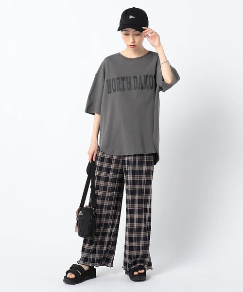 Grand PARK(グランドパーク)の「ロゴ入り ラウンドヘムTシャツ(Tシャツ/カットソー・レディース・レンガ/ライトグリーン/ホワイト/ダークグリーン・FREE)」の7枚目の写真