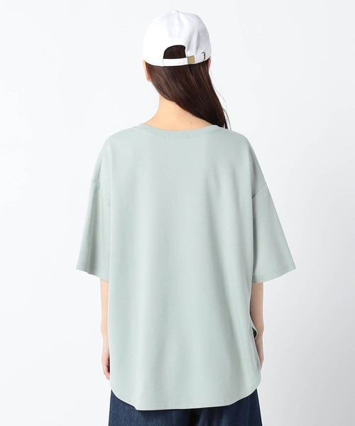 Grand PARK(グランドパーク)の「ロゴ入り ラウンドヘムTシャツ(Tシャツ/カットソー・レディース・レンガ/ライトグリーン/ホワイト/ダークグリーン・FREE)」の11枚目の写真