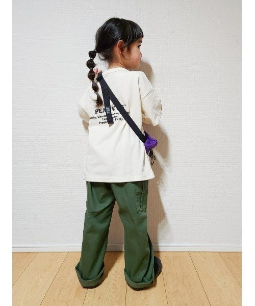 Right-on(ライトオン)の「【キャラクター】スヌーピーTシャツ(Tシャツ/カットソー・キッズ・ホワイト/ブルー/イエロー/サックスブルー/ブラック/グリーン・130/120/140/105/150)」の22枚目の写真