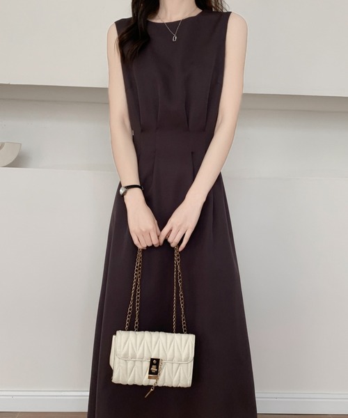 ECLIN（エクラン）の「ウエストタックAラインノースリーブフレア