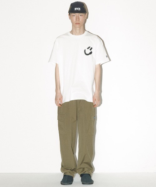 ISTKUNST（イストクンスト）の「A'GEM/9 × .kom『ISTKUNST/イストクンスト』BLUR SMILEY BALL TEE/スマイルボール 半袖　カットソー（Tシャツ/カットソー・メンズ・ブラック/ホワイト・M/L）」の4枚目の写真