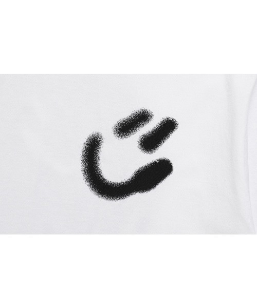 ISTKUNST（イストクンスト）の「A'GEM/9 × .kom『ISTKUNST/イストクンスト』BLUR SMILEY BALL TEE/スマイルボール 半袖　カットソー（Tシャツ/カットソー・メンズ・ブラック/ホワイト・M/L）」の15枚目の写真