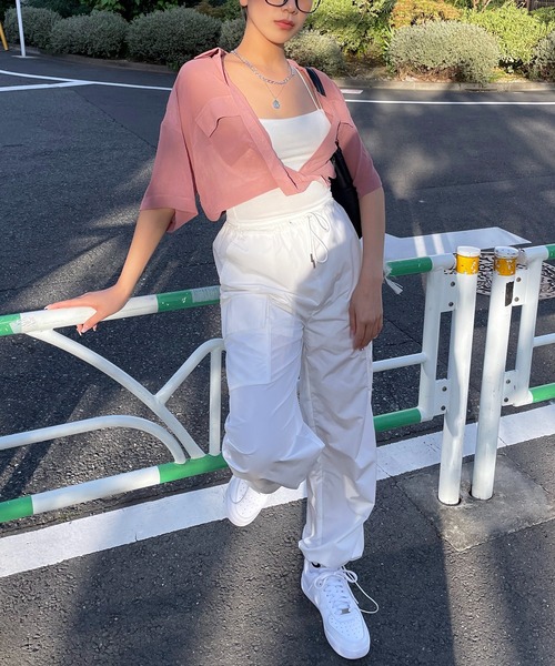 SPIRALGIRL（スパイラルガール）の「ワッシャーシアークロップドシャツ（シャツ/ブラウス・レディース・ブラック/ホワイト/ピンク・FREE）」の9枚目の写真