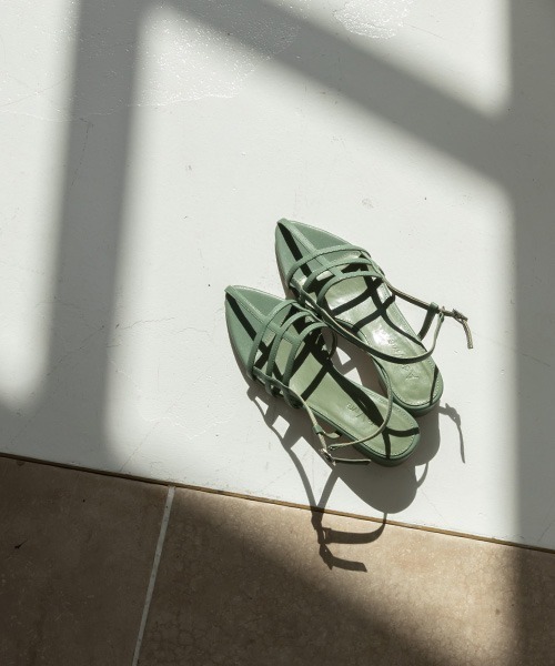 A de Vivre(アドゥヴィーヴル)の「サステナブル ブロックスリングサンダル(サンダル・レディース・ブラック/オレンジ/グリーン・M/L/S/LL)」の3枚目の写真