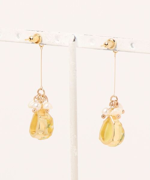tone（トーン）の「【Riko】淡水パール×小粒ドロップピアス(MA)（ピアス（両耳用）・レディース・ブラック/グリーン/イエロー/ピンク・FREE）」の5枚目の写真