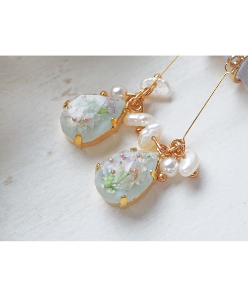 tone（トーン）の「【Riko】淡水パール×小粒ドロップピアス(MA)（ピアス（両耳用）・レディース・ブラック/グリーン/イエロー/ピンク・FREE）」の9枚目の写真