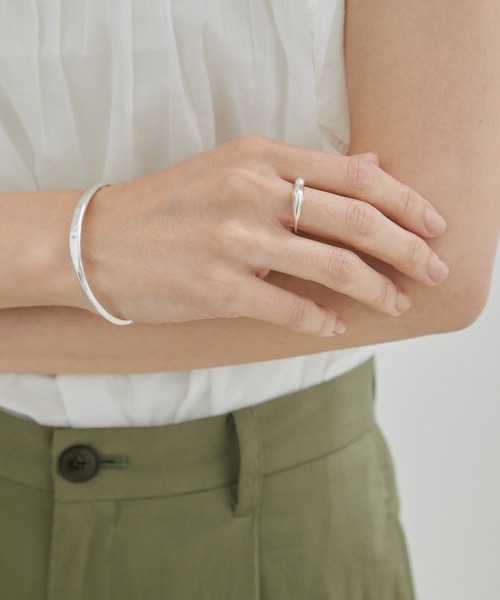 SALON adam et rope'(サロン アダム エ ロペ)の「Silverカービーリング(リング・レディース・シルバー・FREE)」の9枚目の写真