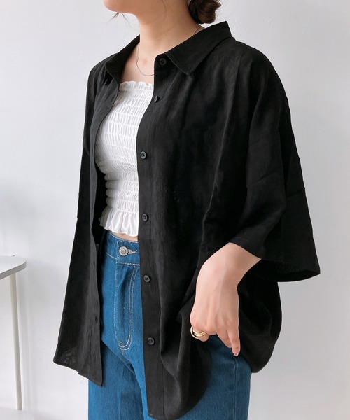 AS KNOW AS plus（アズノゥアズプラス）の「♪着回して半袖ビッグシャツ（シャツ/ブラウス・レディース・ベージュ系/ホワイト系/ブラック系/ホワイト系1/ブルー系/ブルー系1/ホワイト系2/ベージュ系1/サックスブルー系/ピンク系/ブラック系1/ブラック系2/ブラック系3/ブルー系2/グリーン系/イエロー系/ベージュ系2/ブルー系3/ブラック系4/ブルー系4/ホワイト系3/ホワイト系その他/ブルー系その他/ブラウン系/ネイビー系・FREE）」の10枚目の写真