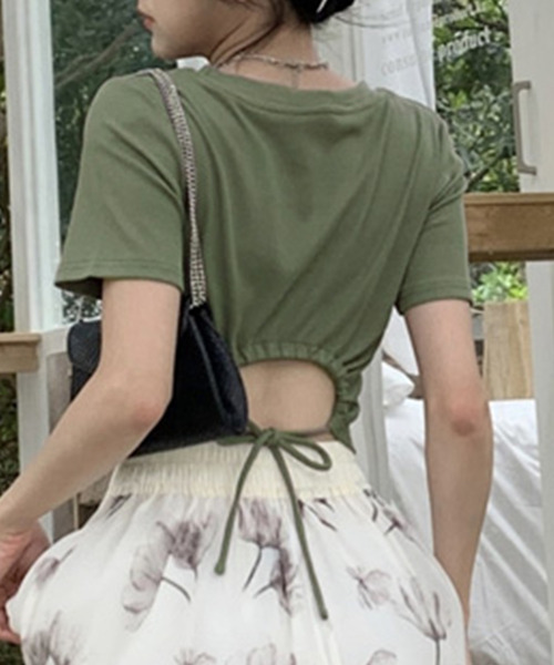 DAY CLOSET（デイ クローゼット）の「レディース 半袖クロップド丈バックリボントップス（Tシャツ/カットソー・レディース・カーキ/ブラック・L/M/S）」の7枚目の写真