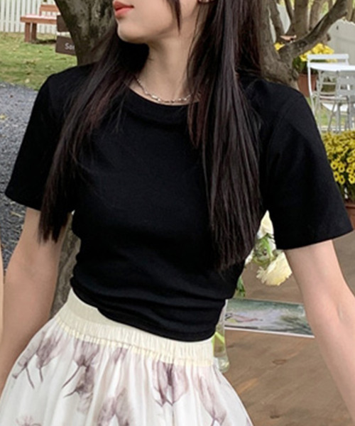 DAY CLOSET（デイ クローゼット）の「レディース 半袖クロップド丈バックリボントップス（Tシャツ/カットソー・レディース・カーキ/ブラック・L/M/S）」の3枚目の写真