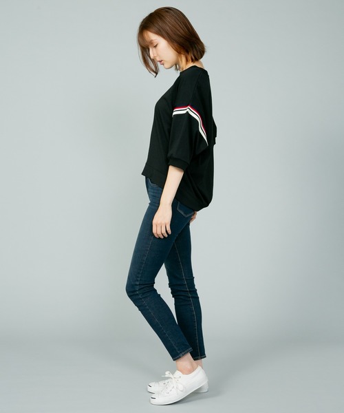 fort point(フォーポイント)の「【FORT POINT/フォートポイント】 袖ラインでシンプル×個性的 ライン入りプルオーバー バルーン袖(Tシャツ/カットソー・レディース・ブラック/アイボリー/グリーン・MEDIUM)」の7枚目の写真