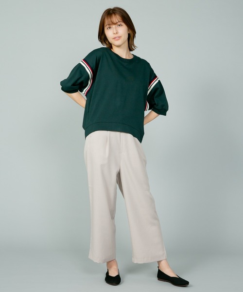 fort point(フォーポイント)の「【FORT POINT/フォートポイント】 袖ラインでシンプル×個性的 ライン入りプルオーバー バルーン袖(Tシャツ/カットソー・レディース・ブラック/アイボリー/グリーン・MEDIUM)」の17枚目の写真