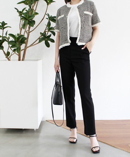 MODE ROBE（モードローブ）の「フリンジライン半袖ツイードジャケット（ノーカラージャケット・レディース・アイボリー/ブラック・FREE）」の4枚目の写真