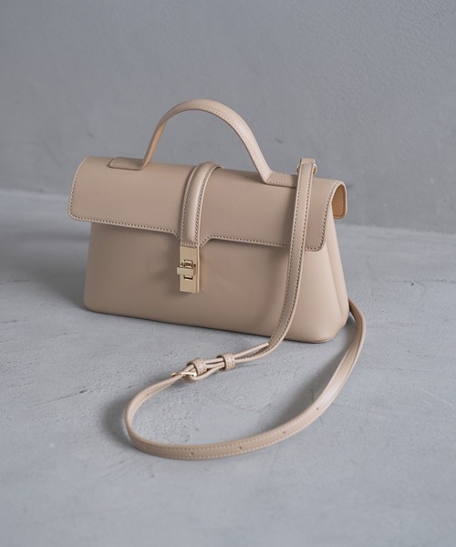 VIS（ビス）の「【2WAY】ひねり金具ワンハンドルミニショルダーバッグ（ショルダーバッグ・レディース・ブラック/ダークブラウン/ベージュ/ブラック系その他・FREE）」の7枚目の写真