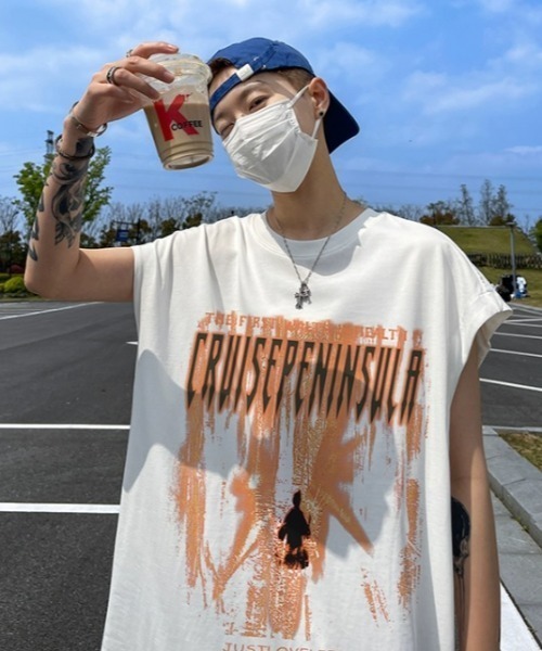 MGV(エムジーヴィー)の「バイカラープリントノースリーブ(タンクトップ・メンズ・ホワイト/ダークグレー/ブラウン/ブラック/ベージュ・X-LARGE/LARGE/MEDIUM)」の6枚目の写真