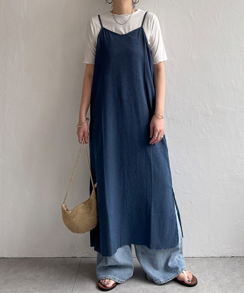 LBC（エルビーシー）の「★WEB限定★【2点セット】Tシャツセット楊柳キャミワンピース（ワンピース・レディース・ベージュ/ブラック/ブルー系・M）」の3枚目の写真