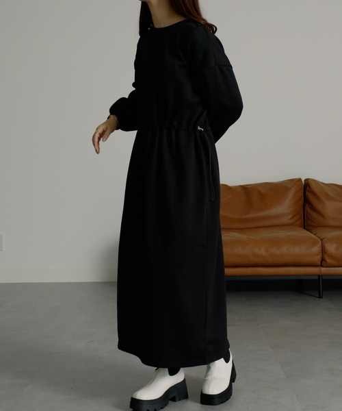 RANAN（ラナン）の「裏起毛/アンチピリング　ドロストスウェットライクワンピース（ワンピース・レディース・アイボリー/ブラック/ライム/アイボリー系1/ブルー系1/グレー系1/ブラック系1・L/LL/M）」の3枚目の写真