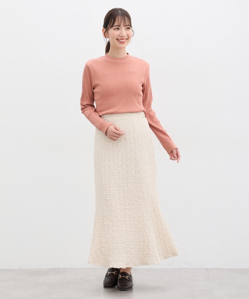 Honeys(ハニーズ)の「ランダムリブハイネックTシャツ(Tシャツ/カットソー・レディース・ダークグリーン/コーラルピンク/ネイビー/オフホワイト/ボルドー/ベージュ/ブラック・LL/S/M/L)」の18枚目の写真